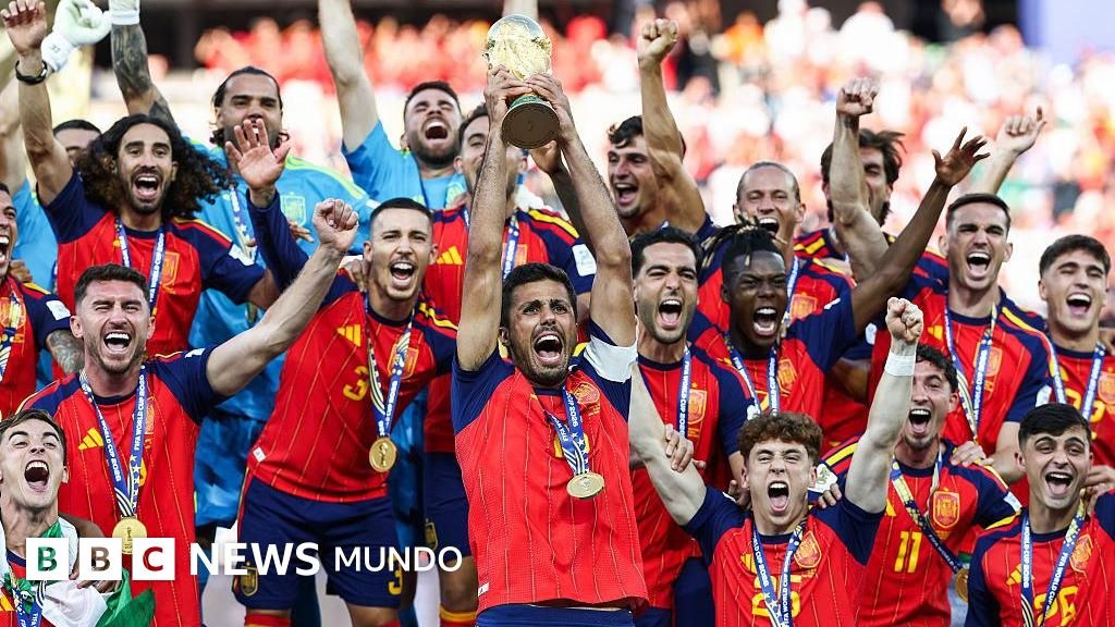 La nueva generación dorada que dio otro Mundial a España (y cómo se compara con la campeona de Sudáfrica 2010)