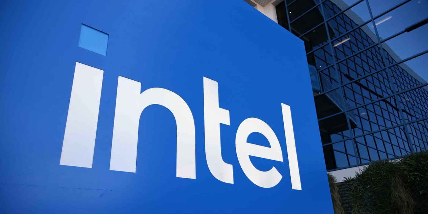 Intel shares sink more than 15% as PC slowdown stretches into 2027